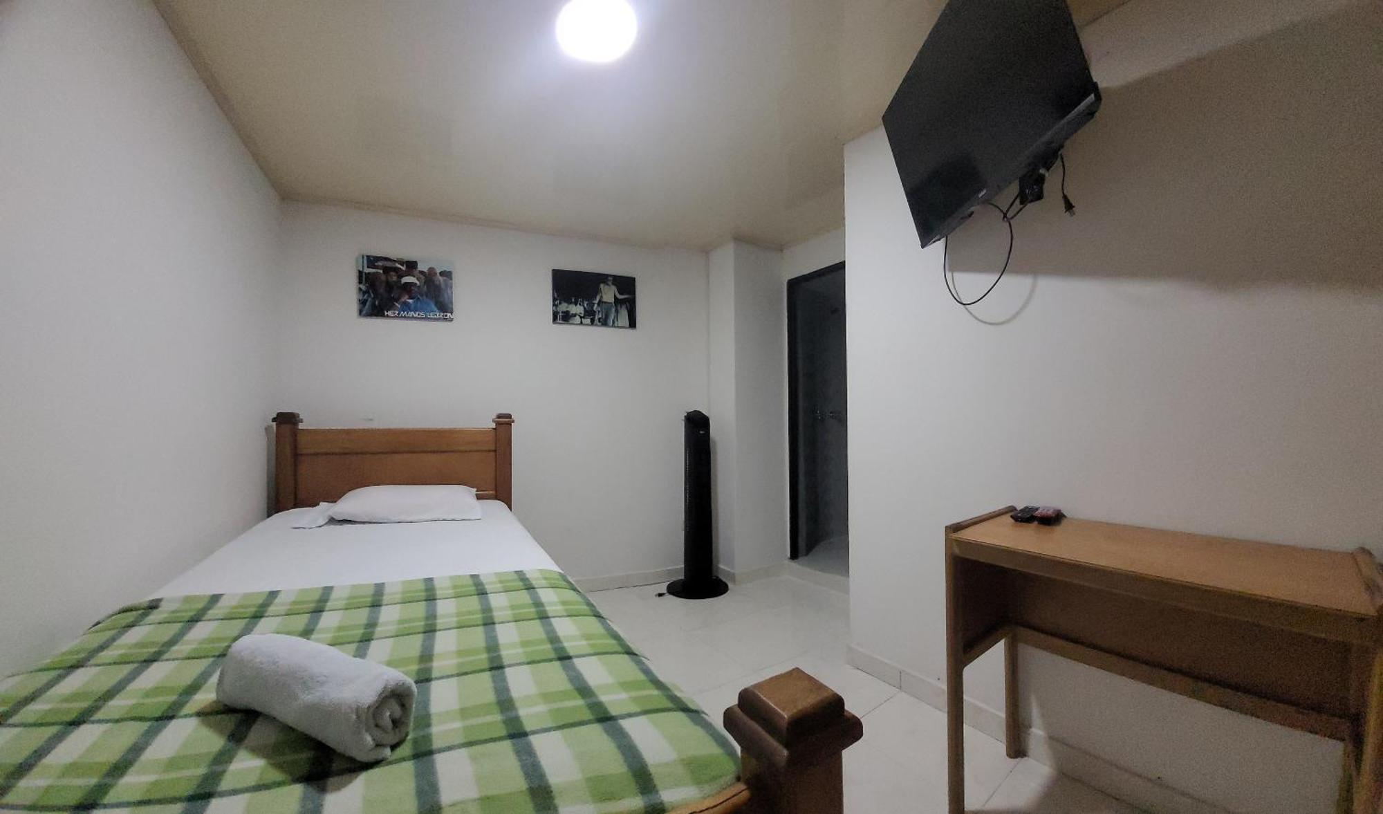 Hotel San Vicente Medellin Bagian luar foto