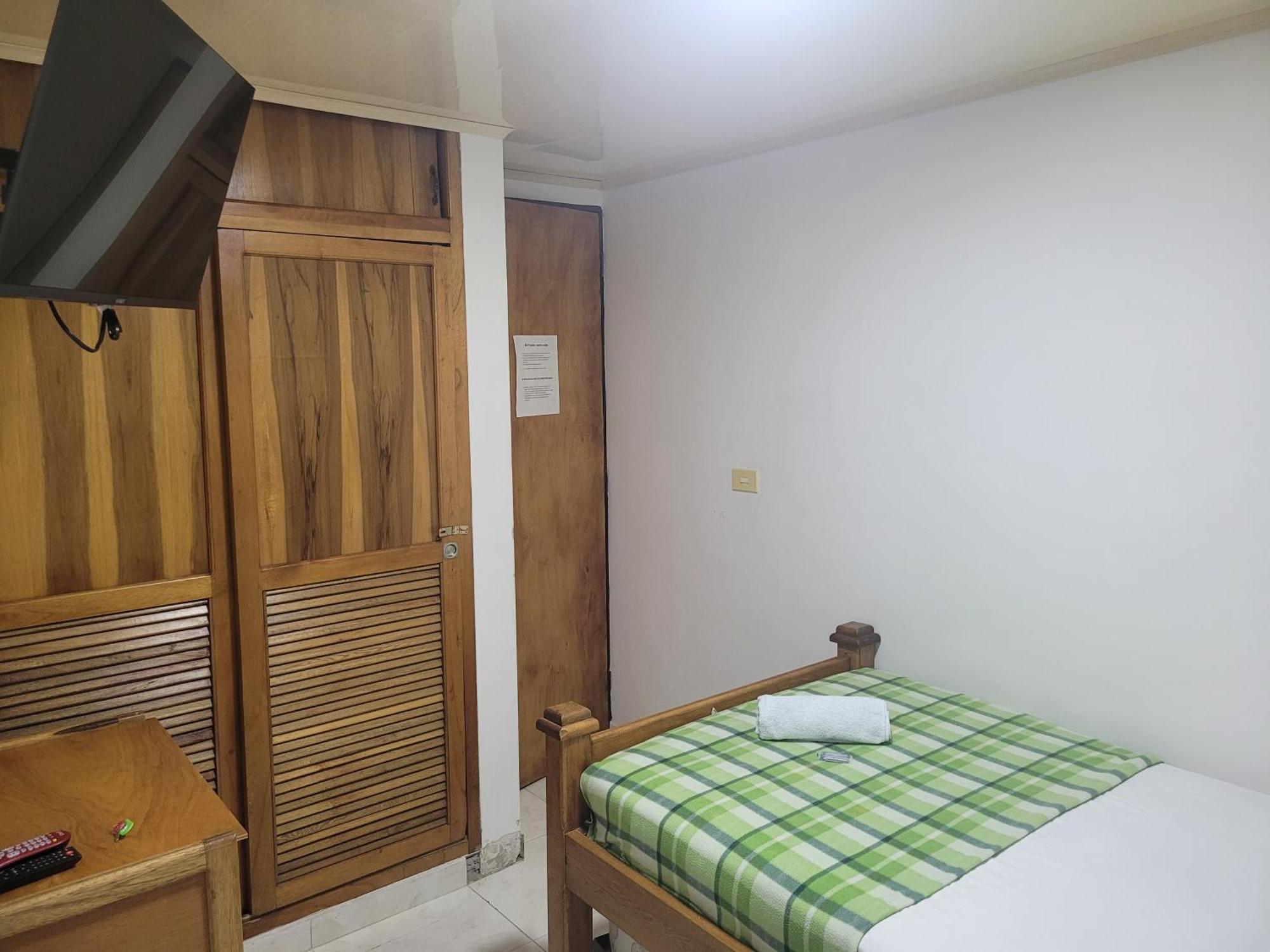 Hotel San Vicente Medellin Bagian luar foto